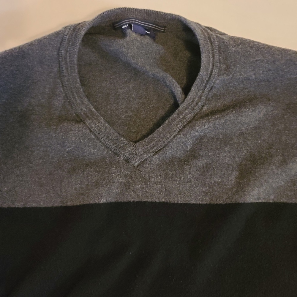 XXL The Gap long sleeve v-neck sweater